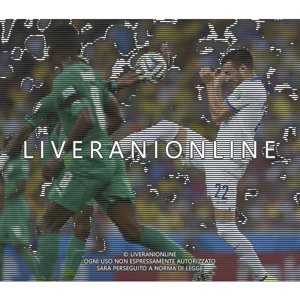 (140624) -- FORTALEZA, June 24, 2014 () -- Greece\'s Andreas Samaris (R) competes during a Group C match between Greece and Cote d\'Ivoire of 2014 FIFA World Cup at the Estadio Castelao Stadium in Fortaleza, Brazil, June 24, 2014. (/Yang Lei)(xzj) AG ALDO LIVERANI SAS ONLY ITALY