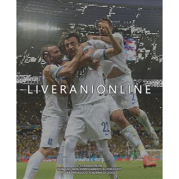 (140624) -- FORTALEZA, June 24, 2014 () -- Greece\'s Andreas Samaris (C) celebrates with his teammates for a goal during a Group C match between Greece and Cote d\'Ivoire of 2014 FIFA World Cup at the Estadio Castelao Stadium in Fortaleza, Brazil, June 24, 2014. (/Yang Lei)(xzj) AG ALDO LIVERANI SAS ONLY ITALY