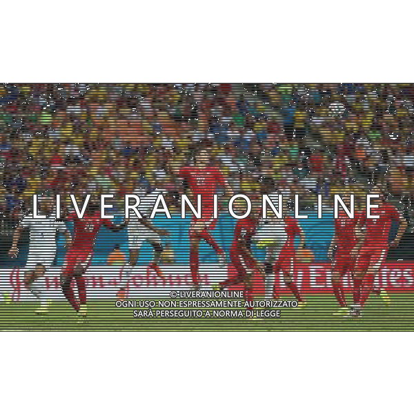 (140625) -- MANAUS, June 25, 2014 () -- Switzerland\'s Fabian Schaer (4th L) heads the ball during a Group E match between Honduras and Switzerland of 2014 FIFA World Cup at the Arena Amazonia Stadium in Manaus, Brazil, on June 25, 2014. Switzerland won 3-0 over Honduras on Wednesday. (/Li Ming)(pcy) AG ALDO LIVERANI SAS ONLY ITALY
