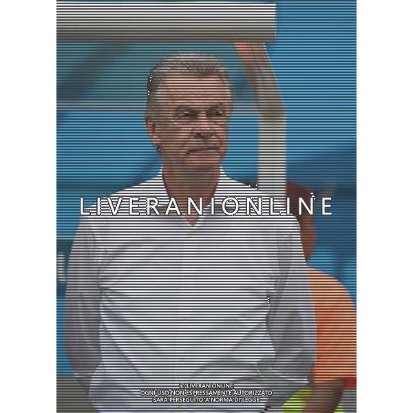 (140625) -- MANAUS, June 25, 2014 () -- Switzerland\'s coach Ottmar Hitzfeld is seen during a Group E match between Honduras and Switzerland of 2014 FIFA World Cup at the Arena Amazonia Stadium in Manaus, Brazil, on June 25, 2014.(/Liu Dawei)(pcy) AG ALDO LIVERANI SAS ONLY ITALY