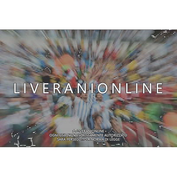 (140625) -- PORTO ALEGRE, June 25, 2014 () -- Argentina\'s supporters cheer before a Group F match between Nigeria and Argentina of 2014 FIFA World Cup at the Estadio Beira-Rio Stadium in Porto Alegre, Brazil, on June 25, 2014.(/Li Ga)(pcy) AG ALDO LIVERANI SAS ONLY ITALY