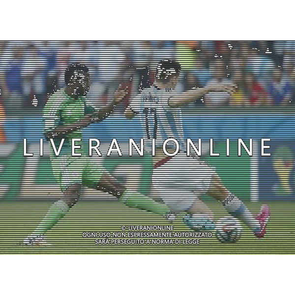 (140625) -- PORTO ALEGRE, June 25, 2014 () -- Argentina\'s Federico Fernandez (R) competes during a Group F match between Nigeria and Argentina of 2014 FIFA World Cup at the Estadio Beira-Rio Stadium in Porto Alegre, Brazil, on June 25, 2014.(/Chen Jianli)(pcy) AG ALDO LIVERANI SAS ONLY ITALY
