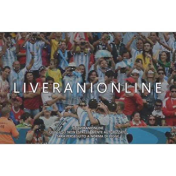 (140625) -- PORTO ALEGRE, June 25, 2014 () -- Argentina\'s players celebrate for Lionel Messi\'s second goal during a Group F match between Nigeria and Argentina of 2014 FIFA World Cup at the Estadio Beira-Rio Stadium in Porto Alegre, Brazil, on June 25, 2014.(/Li Ga)(pcy) AG ALDO LIVERANI SAS ONLY ITALY