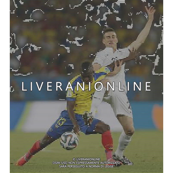 (140625) -- RIO DE JANEIRO, June 25, 2014 () -- Ecuador\'s Enner Valencia vies for the ball during a Group E match between Ecuador and France of 2014 FIFA World Cup at the Estadio do Maracana Stadium in Rio de Janeiro, Brazil, June 25, 2014. (/Wang Lili) AG ALDO LIVERANI SAS ONLY ITALY