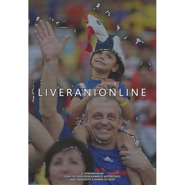(140625) -- RIO DE JANEIRO, June 25, 2014 () -- France\'s fans pose before a Group E match between Ecuador and France of 2014 FIFA World Cup at the Estadio do Maracana Stadium in Rio de Janeiro, Brazil, June 25, 2014. (/Wang Yuguo) AG ALDO LIVERANI SAS ONLY ITALY