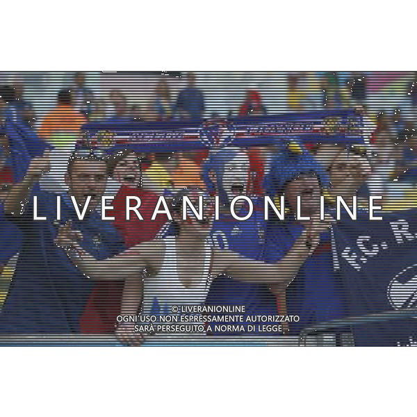 (140625) -- RIO DE JANEIRO, June 25, 2014 () -- France\'s fans pose before a Group E match between Ecuador and France of 2014 FIFA World Cup at the Estadio do Maracana Stadium in Rio de Janeiro, Brazil, June 25, 2014. (/Wang Lili) AG ALDO LIVERANI SAS ONLY ITALY