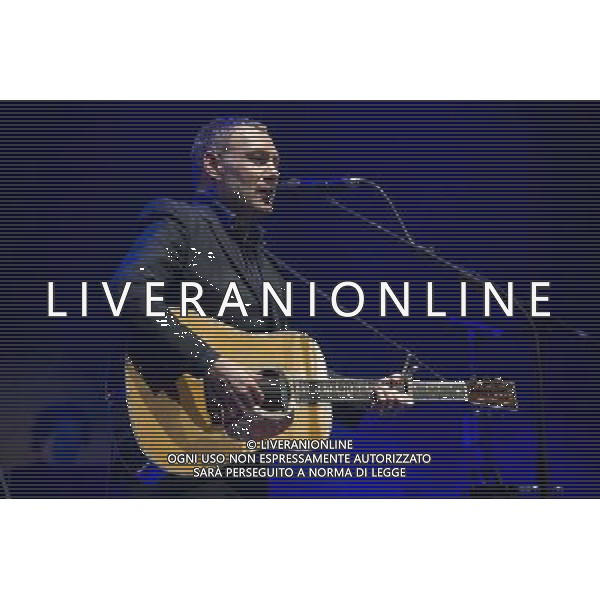 DAVID GRAY performs at Royal Albert Hall in London on 24th June 2014. ©PHOTOSHOT/Agenzia Aldo Liverani sas - ITALY ONLY - EDITORIAL USE ONLY