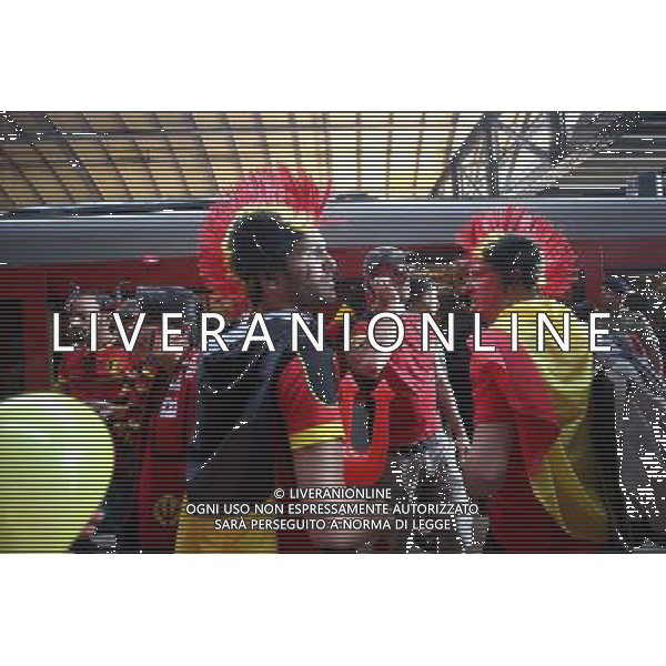 (140626) -- SAO PAULO, June 26, 2014 () -- Supporters of Belgium are seen before boarding a train to the Arena Sao Paulo Stadium where a Group H match between Belgium and Korea Republic of 2014 FIFA World Cup is held, in Sao Paulo, Brazil, June 26, 2014.(/Rahel Patrasso)(pcy) ©PHOTOHOT/Agenzia Aldo Liverani sas - ITALY ONLY - EDITORIAL USE ONLY