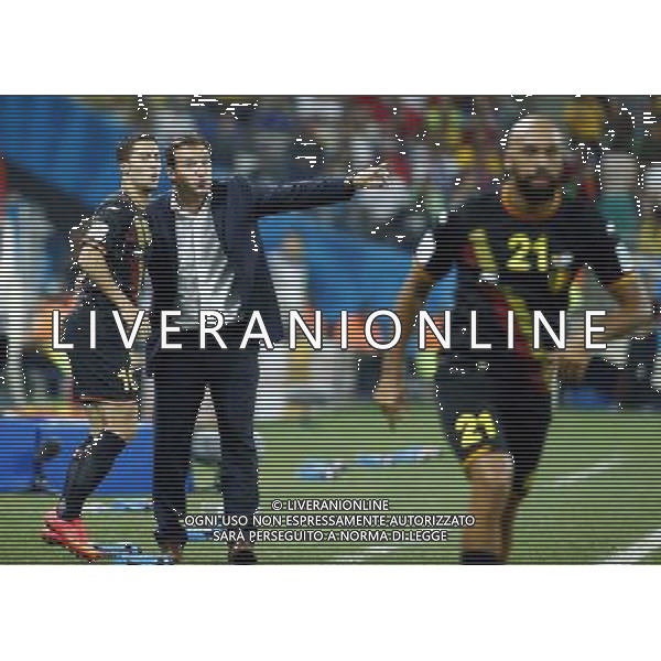 (140626) -- SAO PAULO, June 26, 2014 () -- Belgium\'s coach Marc Wilmots (C) gives instructions during a Group H match between Korea Republic and Belgium of 2014 FIFA World Cup at the Arena de Sao Paulo Stadium in Sao Paulo, Brazil, on June 26, 2014. Belgium won 1-0 over Korea Republic on Thursday. Belgium and Algeria enter Round of 16 from Group H. (/Chen Jianli)(pcy) ©PHOTOHOT/Agenzia Aldo Liverani sas - ITALY ONLY - EDITORIAL USE ONLY