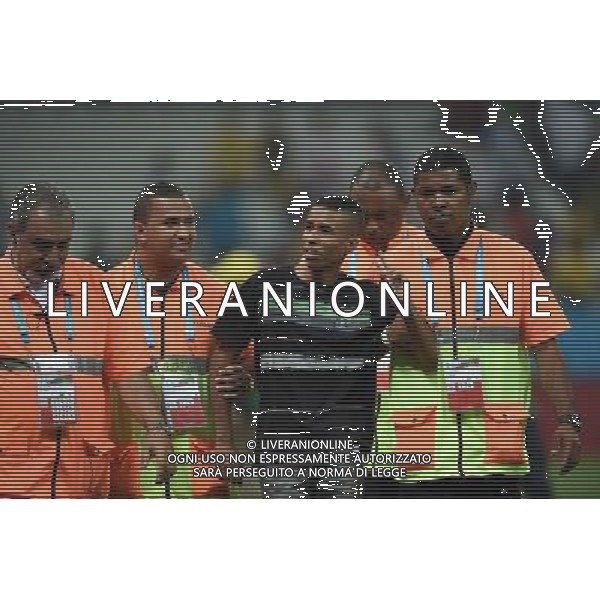 (140626) -- SAO PAULO, June 26, 2014 () -- A football fan who runs into the field is dragged out by securities after a Group H match between Korea Republic and Belgium of 2014 FIFA World Cup at the Arena de Sao Paulo Stadium in Sao Paulo, Brazil, on June 26, 2014. Belgium won 1-0 over Korea Republic on Thursday. Belgium and Algeria enter Round of 16 from Group H. (/Li Ga)(pcy) ©PHOTOHOT/Agenzia Aldo Liverani sas - ITALY ONLY - EDITORIAL USE ONLY