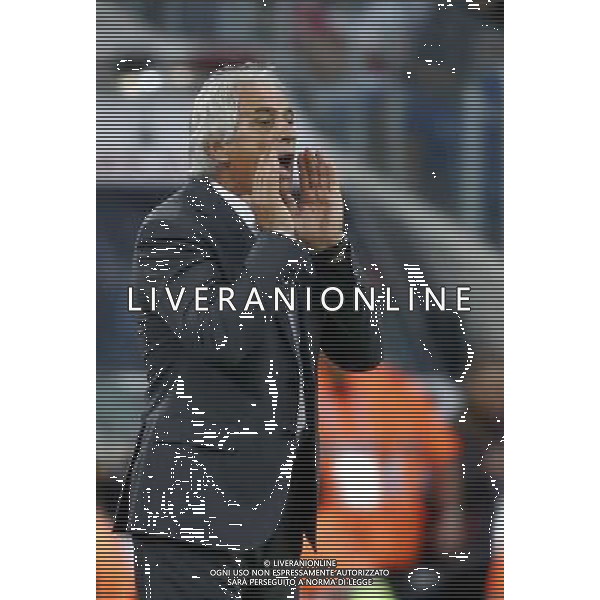 (140626) -- CURITIBA, June 26, 2014 () -- Algeria\'s coach Vahid Halilhodzic reacts during a Group H match between Algeria and Russia of 2014 FIFA World Cup at the Arena da Baixada Stadium in Curitiba, Brazil, June 26, 2014. (/Liao Yujie) ©PHOTOHOT/Agenzia Aldo Liverani sas - ITALY ONLY - EDITORIAL USE ONLY