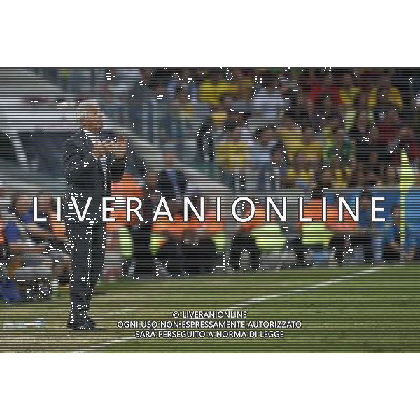 (140626) -- CURITIBA, June 26, 2014 () -- Algeria\'s coach Vahid Halilhodzic reacts during a Group H match between Algeria and Russia of 2014 FIFA World Cup at the Arena da Baixada Stadium in Curitiba, Brazil, June 26, 2014. (/Liao Yujie) ©PHOTOHOT/Agenzia Aldo Liverani sas - ITALY ONLY - EDITORIAL USE ONLY