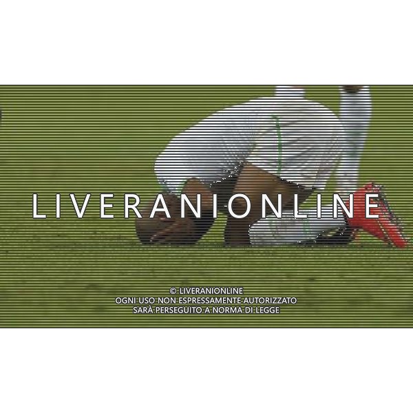 (140626) -- CURITIBA, June 26, 2014 () -- Algeria\'s Liassine Cadamuro falls down during a Group H match between Algeria and Russia of 2014 FIFA World Cup at the Arena da Baixada Stadium in Curitiba, Brazil, June 26, 2014. (/Zhou Lei) ©PHOTOHOT/Agenzia Aldo Liverani sas - ITALY ONLY - EDITORIAL USE ONLY