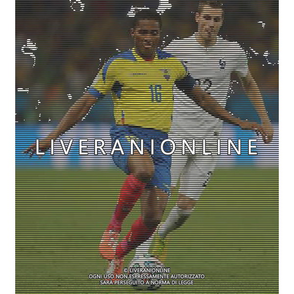 (140625) -- RIO DE JANEIRO, June 25, 2014 () -- Ecuador\'s Antonio Valencia vies with France\'s Clement Grenier during a Group E match between Ecuador and France of 2014 FIFA World Cup at the Estadio do Maracana Stadium in Rio de Janeiro, Brazil, June 25, 2014. The match ended in a 0-0 draw. (/Xu Zijian) ©PHOTOSHOT/Agenzia Aldo Liverani sas - ITALY ONLY - EDITORIAL USE ONLY