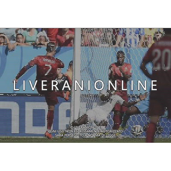 (140626) -- BRASILIA, June 26, 2014 () -- Portugal\'s Cristiano Ronaldo (1st L) shoots a goal during a Group G match between Portugal and Ghana of 2014 FIFA World Cup at the Estadio Nacional Stadium in Brasilia, Brazil, June 26, 2014. (/Qi Heng)(xzj) ©photoshot/Agenzia Aldo Liverani sas - ITALY ONLY - EDITORIAL USE ONLY - PORTOGALLO GHANA CAMPIONATO DEL MONDO BRASILE 2014