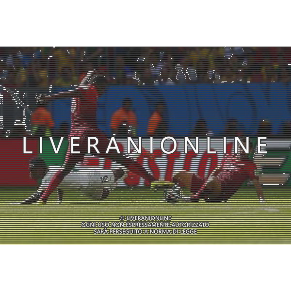 (140626) -- BRASILIA, June 26, 2014 () -- Portugal\'s William Carvalho (L) vies for the ball during a Group G match between Portugal and Ghana of 2014 FIFA World Cup at the Estadio Nacional Stadium in Brasilia, Brazil, June 26, 2014. (/Liu Bin) ©photoshot/Agenzia Aldo Liverani sas - ITALY ONLY - EDITORIAL USE ONLY - PORTOGALLO GHANA CAMPIONATO DEL MONDO BRASILE 2014