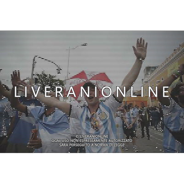 (140625) -- RECIFE, June 25, 2014 () -- Supporters of Argentina react while watching a Group F match between Argentina and Nigeria of 2014 FIFA World Cup on the FIFA Fan Fest in Recife, Brazil, June 25, 2014.(/Mauricio Valenzuela)(pcy) ©PHOTOSHOT/Agenzia Aldo Liverani sas - ITALY ONLY - EDITORIAL USE ONLY