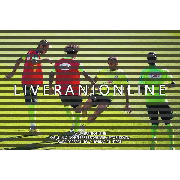 (140627) -- BELO HORIZONTE, June 27, 2014 () -- Players of Brazil\'s national football team participate in a training session in Belo Horizonte, Brazil, June 27, 2014. Brazil\'s national football team participated in a training session for the first match of the Round of 16 here on Friday. (/Liu Bin)(xzj) ©PHOTOSHOT/Agenzia Aldo Liverani sas - ITALY ONLY - EDITORIAL USE ONLY