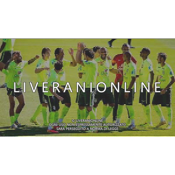 (140627) -- BELO HORIZONTE, June 27, 2014 () -- Players of Brazil\'s national football team cheers during a training session in Belo Horizonte, Brazil, June 27, 2014. Brazil\'s national football team participated in a training session for the first match of the Round of 16 here on Friday. (/Liu Bin)(xzj) ©PHOTOSHOT/Agenzia Aldo Liverani sas - ITALY ONLY - EDITORIAL USE ONLY