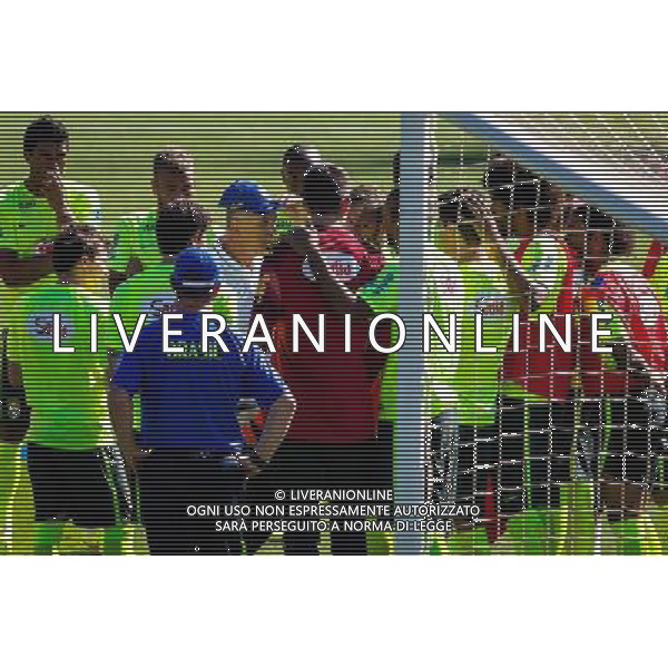 (140627) -- BELO HORIZONTE, June 27, 2014 () -- Brazil\'s head coach Luiz Felipe Scolari (C) gives instructions to the players during a training session in Belo Horizonte, Brazil, June 27, 2014. Brazil\'s national football team participated in a training session for the first match of the Round of 16 here on Friday. (/Liu Bin)(xzj) ©PHOTOSHOT/Agenzia Aldo Liverani sas - ITALY ONLY - EDITORIAL USE ONLY