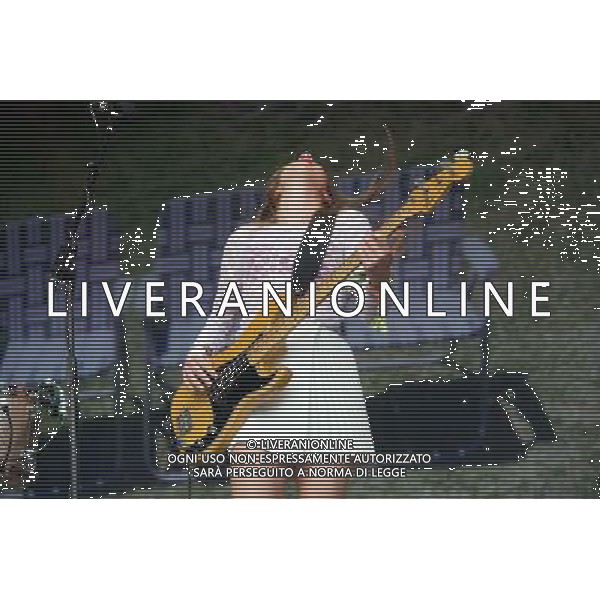 Californian sister trio Haim perform at Glastonbury Festival 2014, Worthy Farm, Pilton, Somerset, UK on Friday 27th June 2014. ©PHOTOSHOT/Agenzia Aldo Liverani sas - ITALY ONLY - EDITORIAL USE ONLY