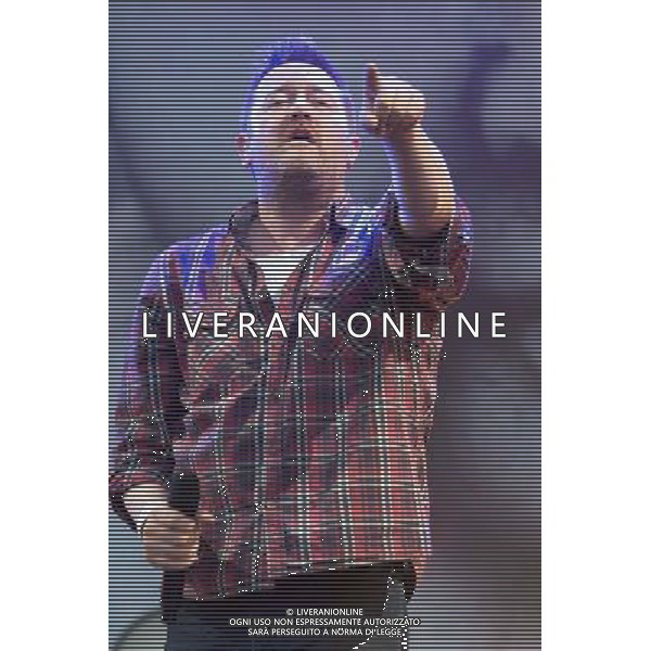 Guy Garvey of Elbow performing at Glastonbury Festival 2014, Worthy Farm, Pilton, Somerset, UK on Friday 27th June 2014. The Pyramid and Other Stages were closed and power shut whilst a lightning storm struck the festival. ©PHOTOSHOT/Agenzia Aldo Liverani sas - ITALY ONLY - EDITORIAL USE ONLY