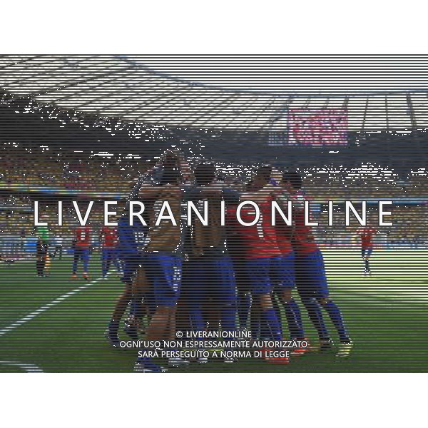 (140628) -- BELO HORIZONTE, June 28, 2014 () -- Chile\'s Alexis Sanchez (No.7) celebrates the goal during a Round of 16 match between Brazil and Chile of 2014 FIFA World Cup at the Estadio Mineirao Stadium in Belo Horizonte, Brazil, on June 28, 2014.(/Liu Dawei)(rh) AG ALDO LIVERANI SAS ONLY ITALY