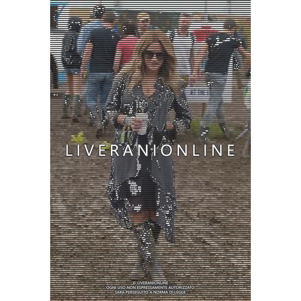Pilton, UK, 28/06/2014 : Celebrities and fashion at Glastonbury Festival . Person Pictured: Caroline Flack. AG ALDO LIVERANI SAS ONLY ITALY