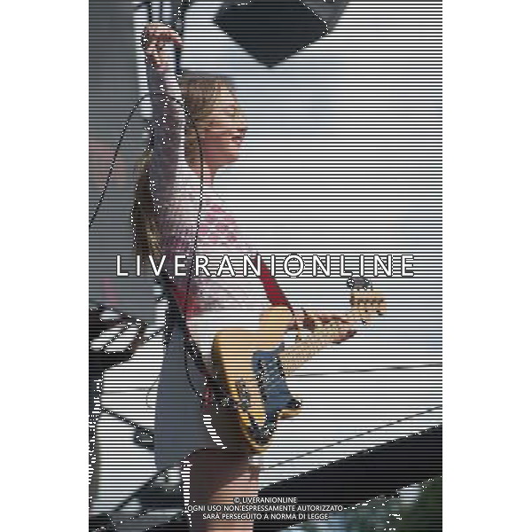 Californian sister trio Haim perform at Glastonbury Festival 2014, Worthy Farm, Pilton, Somerset, UK on Friday 27th June 2014. AG ALDO LIVERANI SAS ONLY ITALY