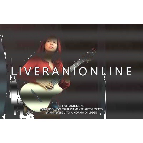 Pilton, UK, 27/06/2014 : Performances at Glastonbury Festival . Rodrigo y Gabriela plays. Person Pictured: Rodrigo Sanchez, Gabriela Quintero. Picture by Julie Edwards ©PHOTOSHOT/Agenzia Aldo Liverani sas - ITALY ONLY - EDITORIAL USE ONLY
