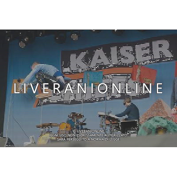 Ricky Wilson of Kaiser Chiefs performing at their secret set at Glastonbury Festival 2014, Worthy Farm, Pilton, Somerset, UK on Friday 27th June 2014. ©PHOTOSHOT/Agenzia Aldo Liverani sas - ITALY ONLY - EDITORIAL USE ONLY