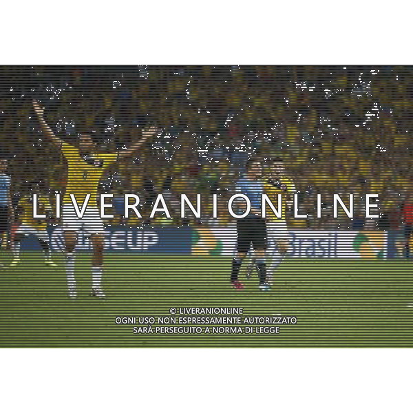 (140628) -- RIO DE JANEIRO, June 28, 2014 () -- Colombia\'s James Rodriguez (R) celebrates a goal during a Round of 16 match between Colombia and Uruguay of 2014 FIFA World Cup at the Estadio do Maracana Stadium in Rio de Janeiro, Brazil, on June 28, 2014. Colombia won 2-0 over Uruguay and qualified for Quarter-finals on Saturday.(/Wang Lili)(pcy) ©PHOTOSHOT/Agenzia Aldo Liverani sas - ITALY ONLY - EDITORIAL USE ONLY - Uruguay vs Colombia Coppa del Mondo FIFA 2014 Estadio do Stadio Maracana\' di Rio de Janeiro, in Brasile, il 28 giugno 2014. La Colombia ha vinto per 2-0 contro l\'Uruguay e si qualifica per Quarti di finale
