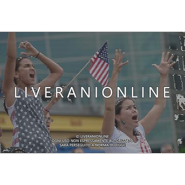 (140626) -- WASHINGTON D.C., June 26, 2014 () -- Supporters of the U.S. react as they watch the broadcast of a Group G match between the U.S. and Germany of 2014 FIFA World Cup at the National Harbor, Maryland, the United States, on June 26, 2014. Germany won 1-0 over the U.S. on Thursday. Germany and the U.S. enter Round of 16 from Group G. (/Yin Bogu)(pcy) ©PHOTOSHOT/Agenzia Aldo Liverani sas - ITALY ONLY - EDITORIAL USE ONLY - Stati Uniti vs Germania partita del Gruppo G Coppa del mondo FIFA 2014 26 giugno 2014. Germania ha vinto 1-0