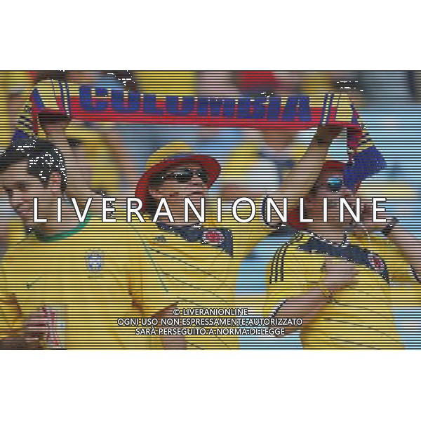 (140628) -- RIO DE JANEIRO, June 28, 2014 () -- Colombia\'s fans pose before a Round of 16 match between Colombia and Uruguay of 2014 FIFA World Cup at the Estadio do Maracana Stadium in Rio de Janeiro, Brazil, on June 28, 2014.(/Xu Zijian)(rh) ©PHOTOSHOT/Agenzia Aldo Liverani sas - ITALY ONLY - EDITORIAL USE ONLY - Uruguay vs Colombia Coppa del Mondo FIFA 2014 Estadio do Stadio Maracana\' di Rio de Janeiro, in Brasile, il 28 giugno 2014. La Colombia ha vinto per 2-0 contro l\'Uruguay e si qualifica per Quarti di finale