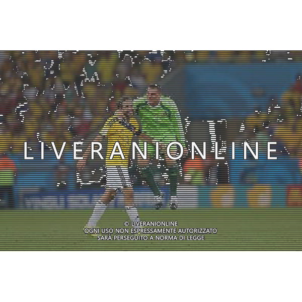 (140628) -- RIO DE JANEIRO, June 28, 2014 () -- Colombia\'s goalkeeper Faryd Mondragon (R) and Mario Yepes celebrate the victory after a Round of 16 match between Colombia and Uruguay of 2014 FIFA World Cup at the Estadio do Maracana Stadium in Rio de Janeiro, Brazil, on June 28, 2014. Colombia won 2-0 over Uruguay on Saturday. (/Xu Zijian)(rh) AG ALDO LIVERANI SAS ONLY ITALY