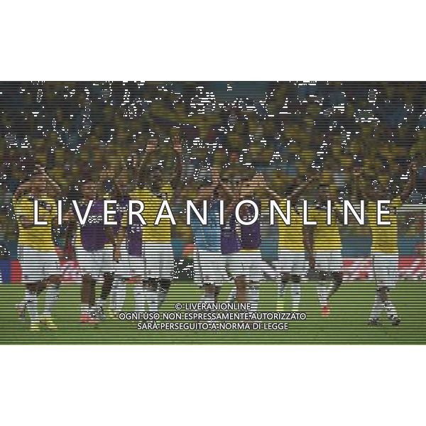 (140628) -- RIO DE JANEIRO, June 28, 2014 () -- Colombia\'s players greet the fans after a Round of 16 match between Colombia and Uruguay of 2014 FIFA World Cup at the Estadio do Maracana Stadium in Rio de Janeiro, Brazil, on June 28, 2014. Colombia won 2-0 over Uruguay on Saturday. (/Wang Yuguo)(rh) AG ALDO LIVERANI SAS ONLY ITALY