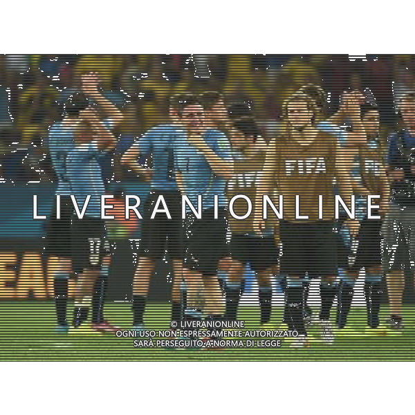 (140628) -- RIO DE JANEIRO, June 28, 2014 () -- Uruguay\'s players react after a Round of 16 match between Colombia and Uruguay of 2014 FIFA World Cup at the Estadio do Maracana Stadium in Rio de Janeiro, Brazil, on June 28, 2014. Colombia won 2-0 over Uruguay on Saturday. (/Wang Yuguo)(rh) AG ALDO LIVERANI SAS ONLY ITALY
