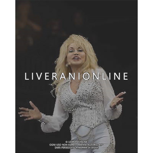 Pilton, UK, 29/06/2014 : Performances at Glastonbury Festival . Dolly Parton plays. Person Pictured: Dolly Rebecca Parton. AG ALDO LIVERANI SAS ONLY ITALY