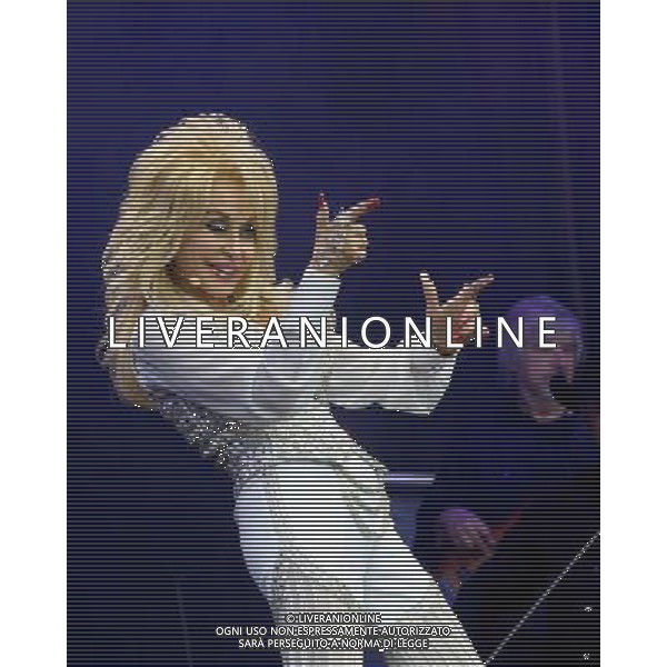 Pilton, UK, 29/06/2014 : Performances at Glastonbury Festival . Dolly Parton plays. Person Pictured: Dolly Rebecca Parton. AG ALDO LIVERANI SAS ONLY ITALY