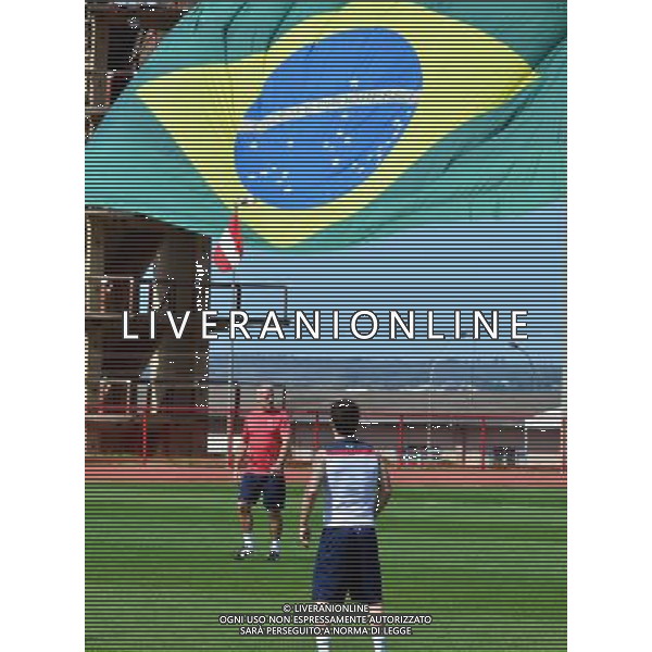 Didier DESCHAMPS / Mathieu VALBUENA - 29.06.2014 - Entrainement Equipe de France - Coupe du Monde 2014 Photo : Dave Winter / Icon Sport /Agenzia Aldo Liverani sas - ITALY ONLY - Allenamento della nazionale di calcio della francia - Coppa Mondo FIFA Brasile 2014