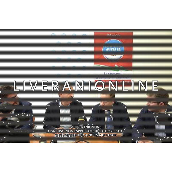 Milano via Marino sede dei gruppi del Consigio Comunale conferenza stampa Ignazio La Russa per istituire legge che consenta le adozioni solo a persone di sesso diverso A.Gazzaniga/Ag.Liverani
