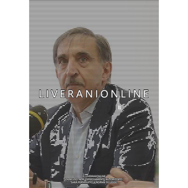 Milano via Marino sede dei gruppi del Consigio Comunale conferenza stampa Ignazio La Russa per istituire legge che consenta le adozioni solo a persone di sesso diverso A.Gazzaniga/Ag.Liverani
