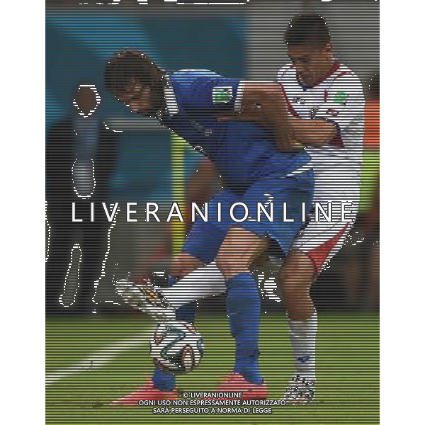 (140629) -- RECIFE, June 29, 2014 () -- Greece\'s Giorgios Samaras (L) vies for the ball during a Round of 16 match between Costa Rica and Greece of 2014 FIFA World Cup at the Arena Pernambuco Stadium in Recife, Brazil, on June 29, 2014.(/Guo Yong)(rh) AG ALDO LIVERANI SAS ONLY ITALY