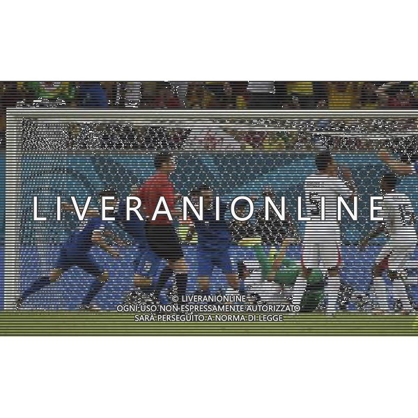 (140629) -- RECIFE, June 29, 2014 () -- Greece\'s Sokratis Papastathopoulos (2nd L) celebrates a goal with his teammates during a Round of 16 match between Costa Rica and Greece of 2014 FIFA World Cup at the Arena Pernambuco Stadium in Recife, Brazil, on June 29, 2014.(/Lui Siu Wai)(pcy) AG ALDO LIVERANI SAS ONLY ITALY