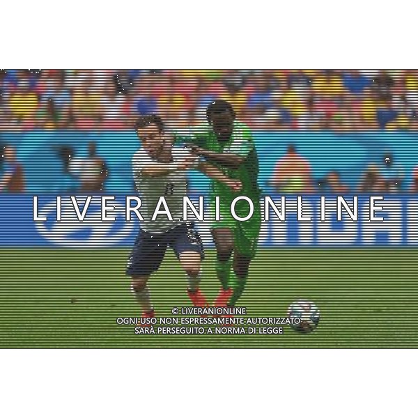 Mathieu VALBUENA / Juwon OSHANIWA - 30.06.2014 - France / Nigeria - 1/8Finale - Coupe du Monde 2014 -Brasilia Photo : Dave Winter / Icon Sport *** Local Caption *** AG ALDO LIVERANI SAS ONLY ITALY *** Local Caption *** AG ALDO LIVERANI SAS ONLY ITALY