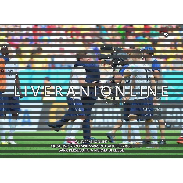 Joie Antoine GRIEZMANN / Didier DESCHAMPS - 30.06.2014 - France / Nigeria - 1/8Finale - Coupe du Monde 2014 -Brasilia Photo : Dave Winter / Icon Sport *** Local Caption *** AG ALDO LIVERANI SAS ONLY ITALY *** Local Caption *** AG ALDO LIVERANI SAS ONLY ITALY
