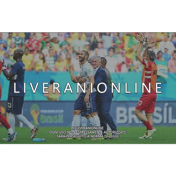 Joie Karim BENZEMA / Didier DESCHAMPS - 30.06.2014 - France / Nigeria - 1/8Finale - Coupe du Monde 2014 -Brasilia Photo : Dave Winter / Icon Sport *** Local Caption *** AG ALDO LIVERANI SAS ONLY ITALY *** Local Caption *** AG ALDO LIVERANI SAS ONLY ITALY