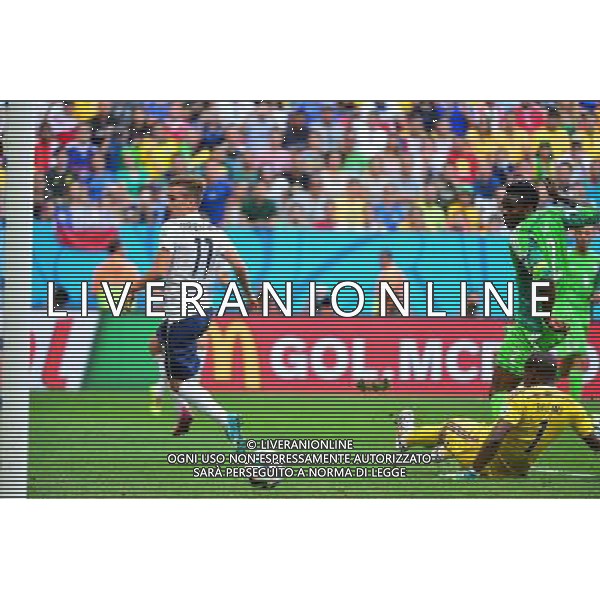 Antoine GRIEZMANN / But Joseph YOBO csc / Vincent ENYEAMA - 30.06.2014 - France / Nigeria - 1/8Finale - Coupe du Monde 2014 -Brasilia Photo : Dave Winter / Icon Sport *** Local Caption *** AG ALDO LIVERANI SAS ONLY ITALY *** Local Caption *** AG ALDO LIVERANI SAS ONLY ITALY