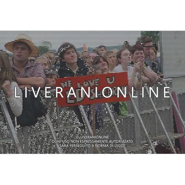 A sign during Ed Sheeran\'s set on The Pyramid Stage at Glastonbury Festival 2014, Worthy Farm, Pilton, Somerset, UK on Sunday 29th June 2014. ©photoshot/Agenzia Aldo Liverani sas - ITALY ONLY - EDITORIAL USE ONLY