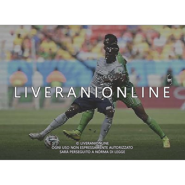 (140630) -- BRASILIA, June 30, 2014 () -- France\'s Paul Pogba vies with Nigeria\'s Mikel Obi during a Round of 16 match between France and Nigeria of 2014 FIFA World Cup at the Estadio Nacional Stadium in Brasilia, Brazil, on June 30, 2014. (/Qi Heng)(rh) ©photoshot/Agenzia Aldo Liverani sas - ITALY ONLY - EDITORIAL USE ONLY - Francia v Nigeria Coppa del Mondo FIFA 2014 Nacional stadio Estadio in Brasilia, Brasile, 30 giugno 2014
